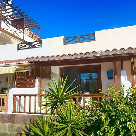 Stylish & Modern 1 Bedroom Suite On Frontline Of Playa Del Duque أذيخي المظهر الخارجي الصورة